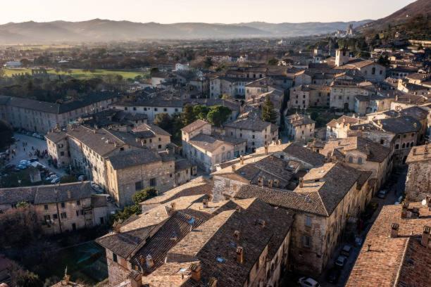 La Dimora Di Pietra Appartement Gubbio Buitenkant foto